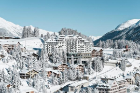 Отель Carlton Hotel St Moritz - The Leading Hotels of the World  Санкт-Мориц